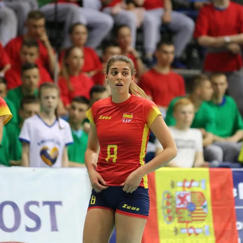 La jugadora catalana es suma al súper Avarca que s'està preparant per a la propera campanya.