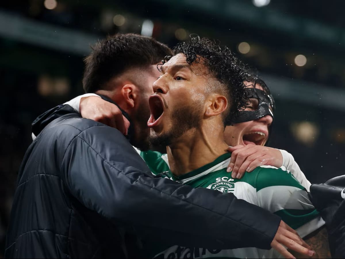 Luis Suárez sigue desatado y el Almería hace caja