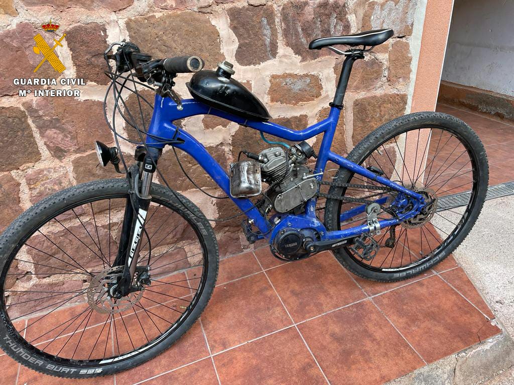 Investigado por el robo de bicicleta y transformarla en vehículo a gasolina