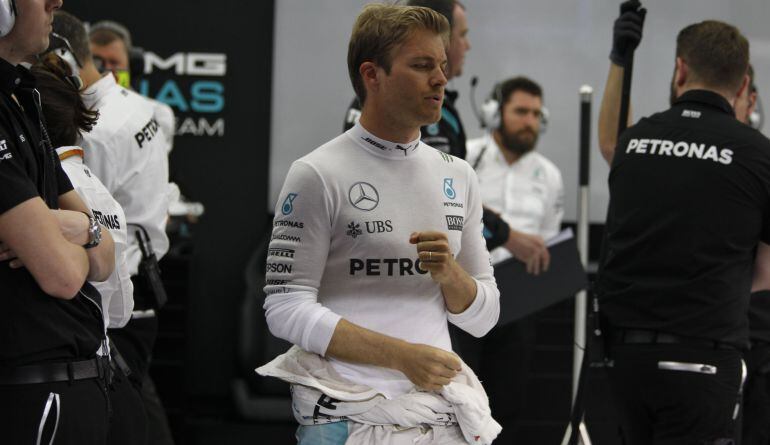 Rosberg, en los boxes de Mercedes