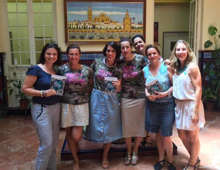 Laura Baena, en el patio de Radio Sevilla