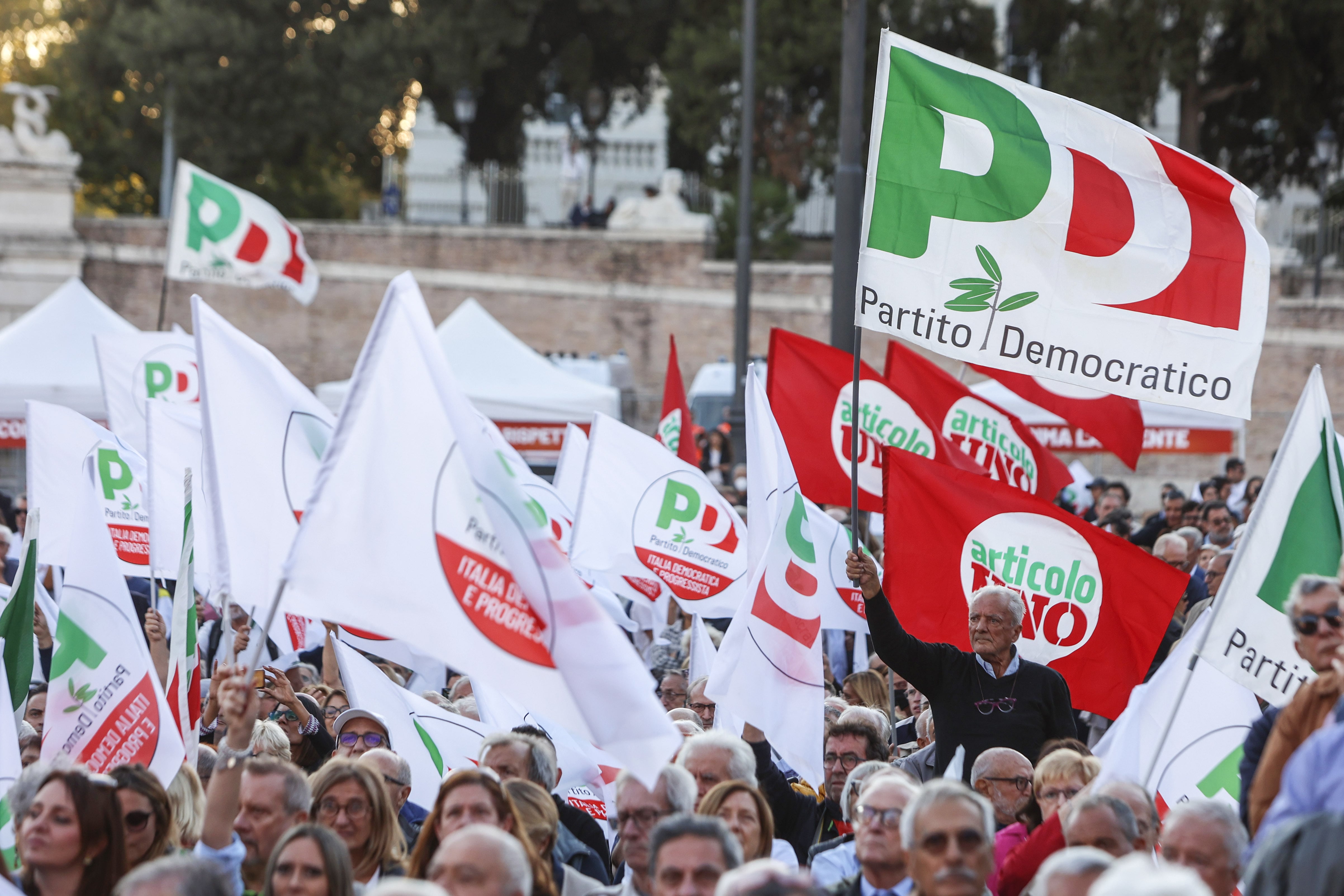 Cierre de campaña del Partido Democrático en la Plaza del Popolo en Roma