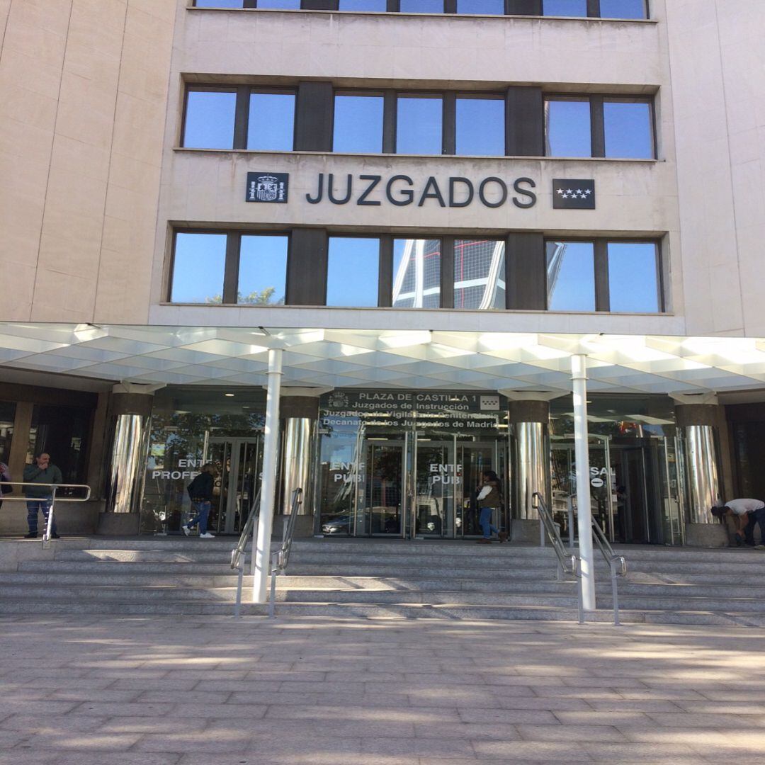 Entrada principal a los juzgados de la capital