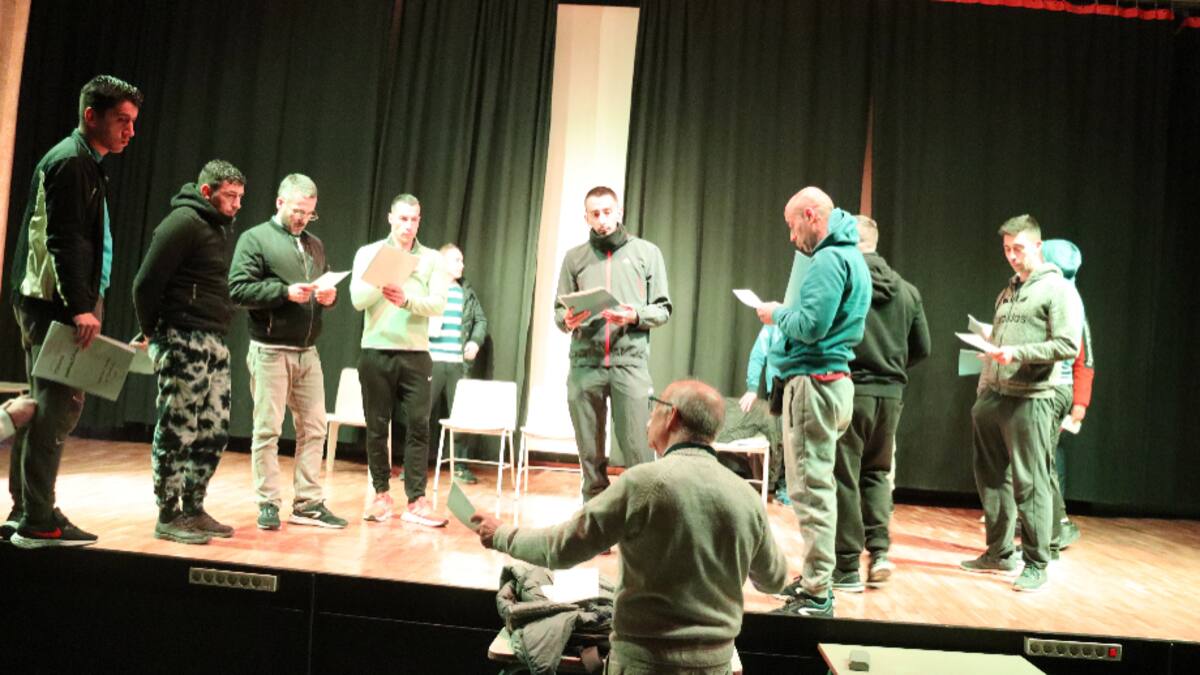 Entrevistamos a Miguel Gil y Nadja Jamard, voluntarios del programa LÓVA