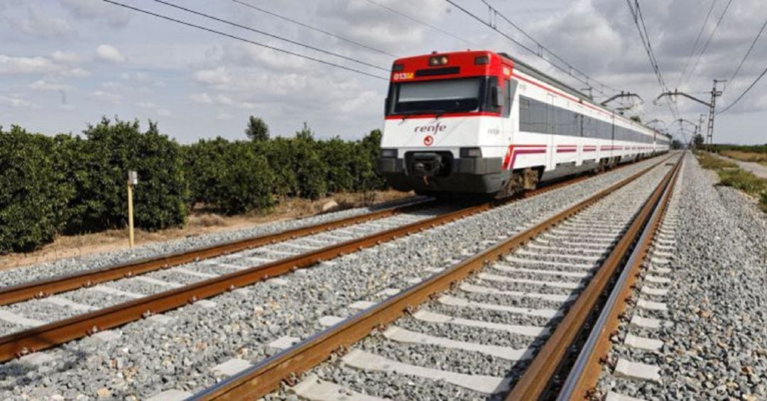 Un tren de Cercanías