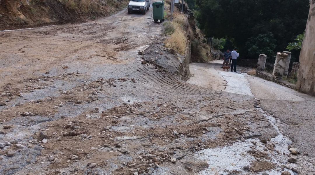 Calles y caminos de la aldea de Don Pedro en Quesada sufrieron el mayor impacto de la tormenta