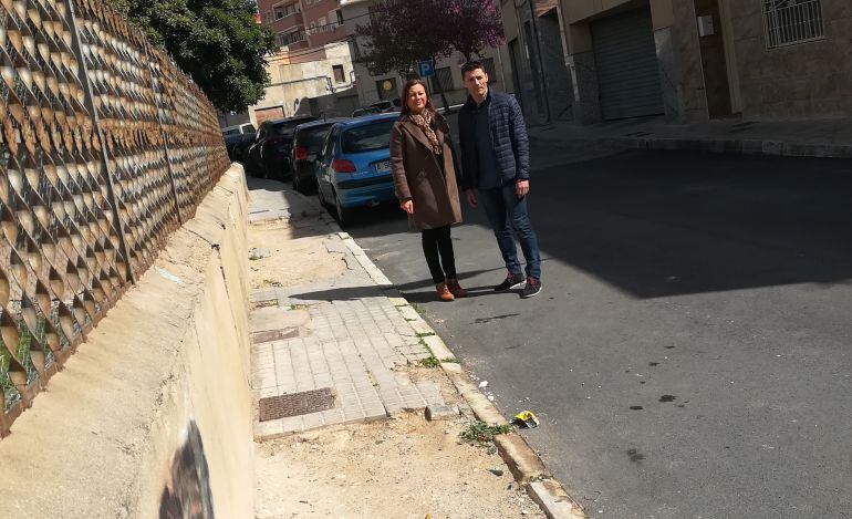 Los ediles del PP denuncian el estado de la calle Juan de Austria