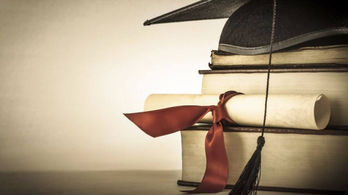 300 profesores menos en 10 años