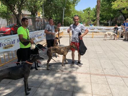 José Núñez López, propietario del galgo ganador de la categorìa local