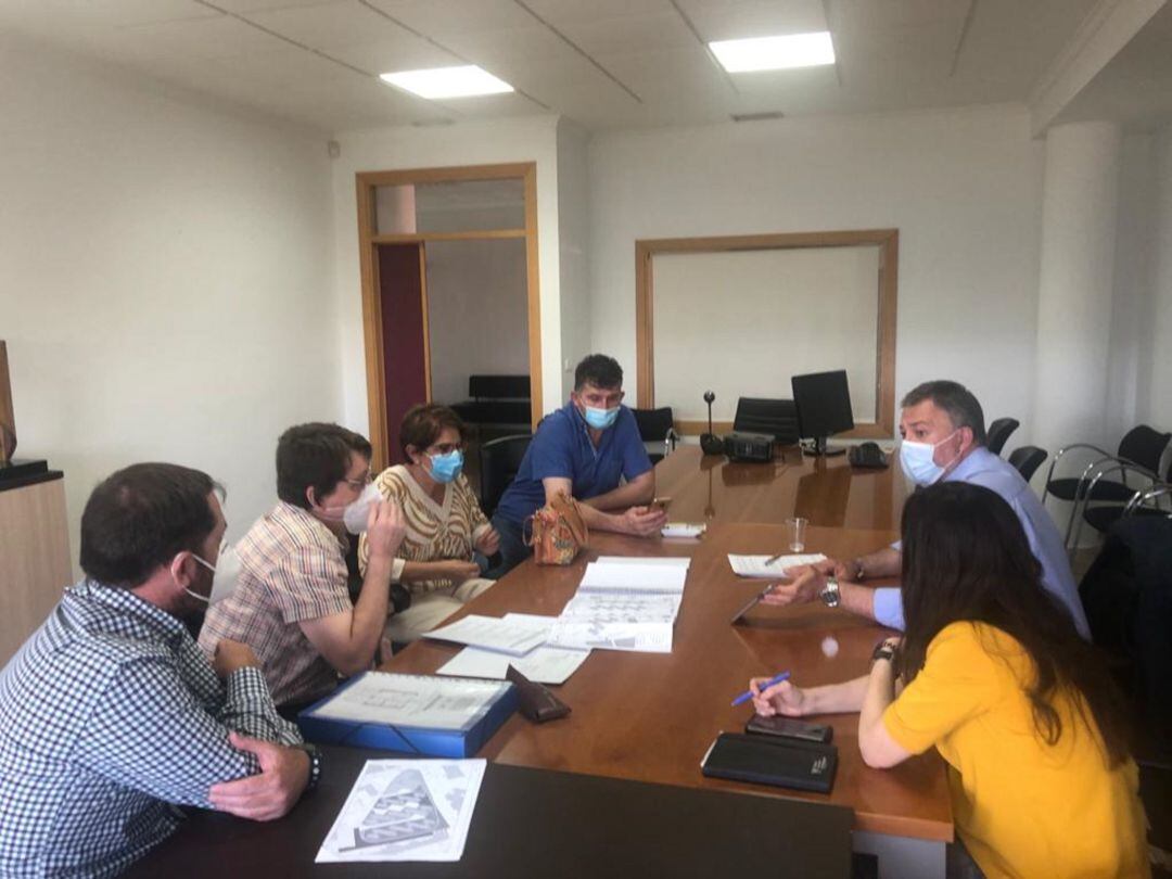 Reunión con los vecinos del barrio