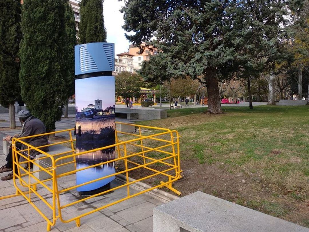 Cuadro eléctrico fijo instalado en la Plaza de la Marina