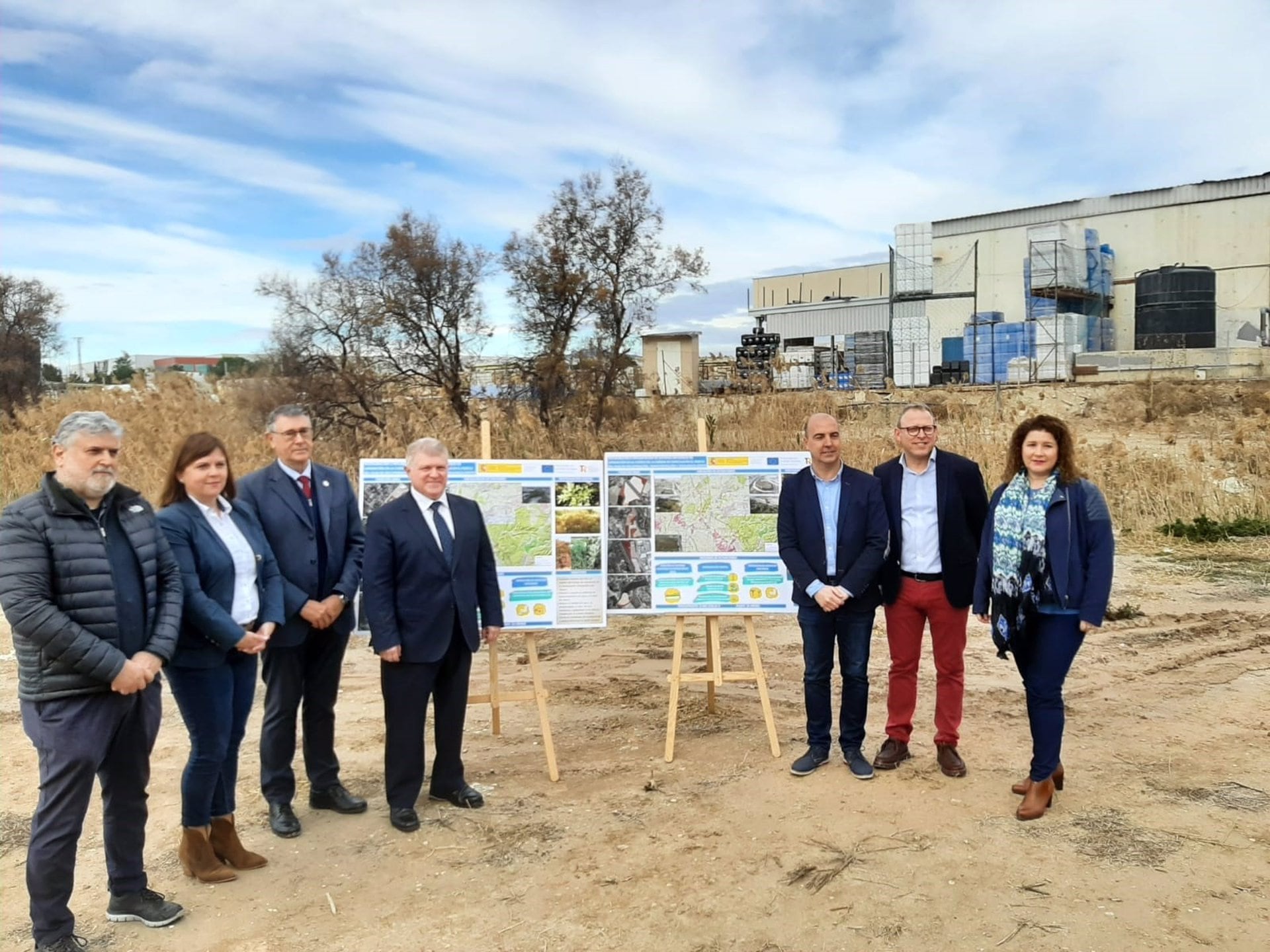 06/03/2023 Presentación del proyecto restauración e implantación de sistemas naturales de laminación en la cuenca de la Cañada de Morcillo y de Mendoza
ESPAÑA EUROPA MURCIA SOCIEDAD
DELEGACIÓN DEL GOBIERNO EN LA REGIÓN DE MURCIA
