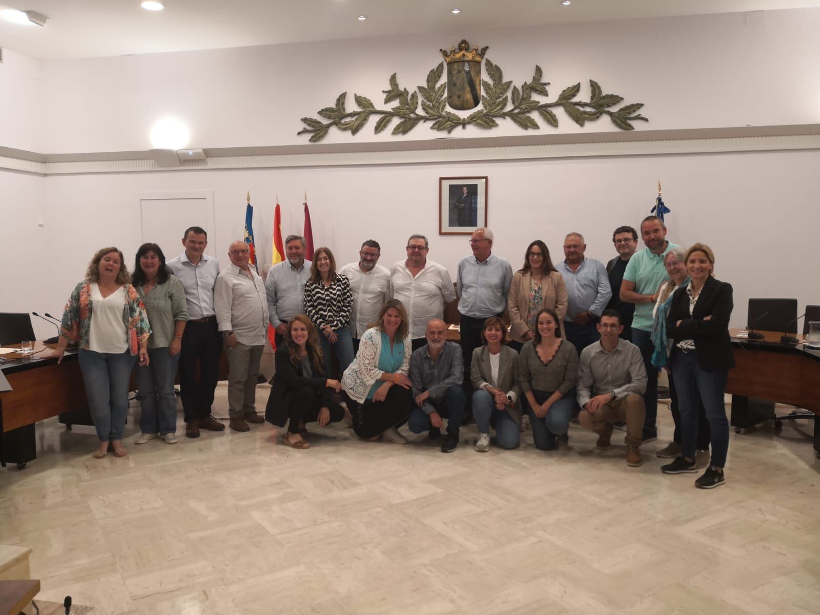 Foto de familia de la corporación municipal del Ayuntamiento de Dénia durante esta legislatura 2019-23.