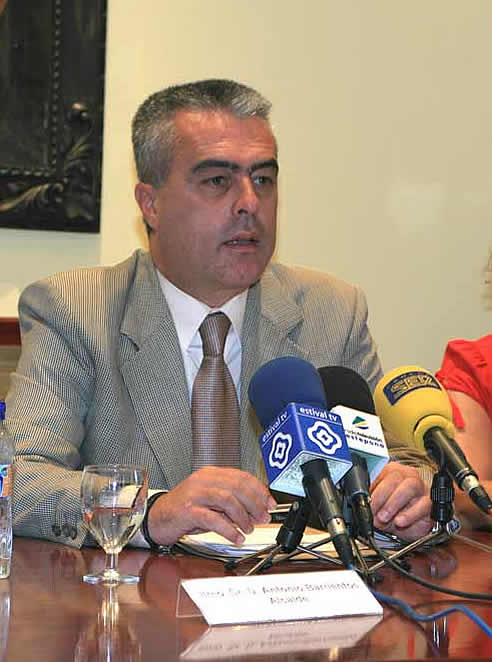 Antonio Barrientos, alcalde de Estepona