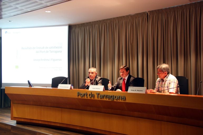 Els clients i usuaris del Port de Tarragona durant l'any 2014 li posen una nota de 7,99