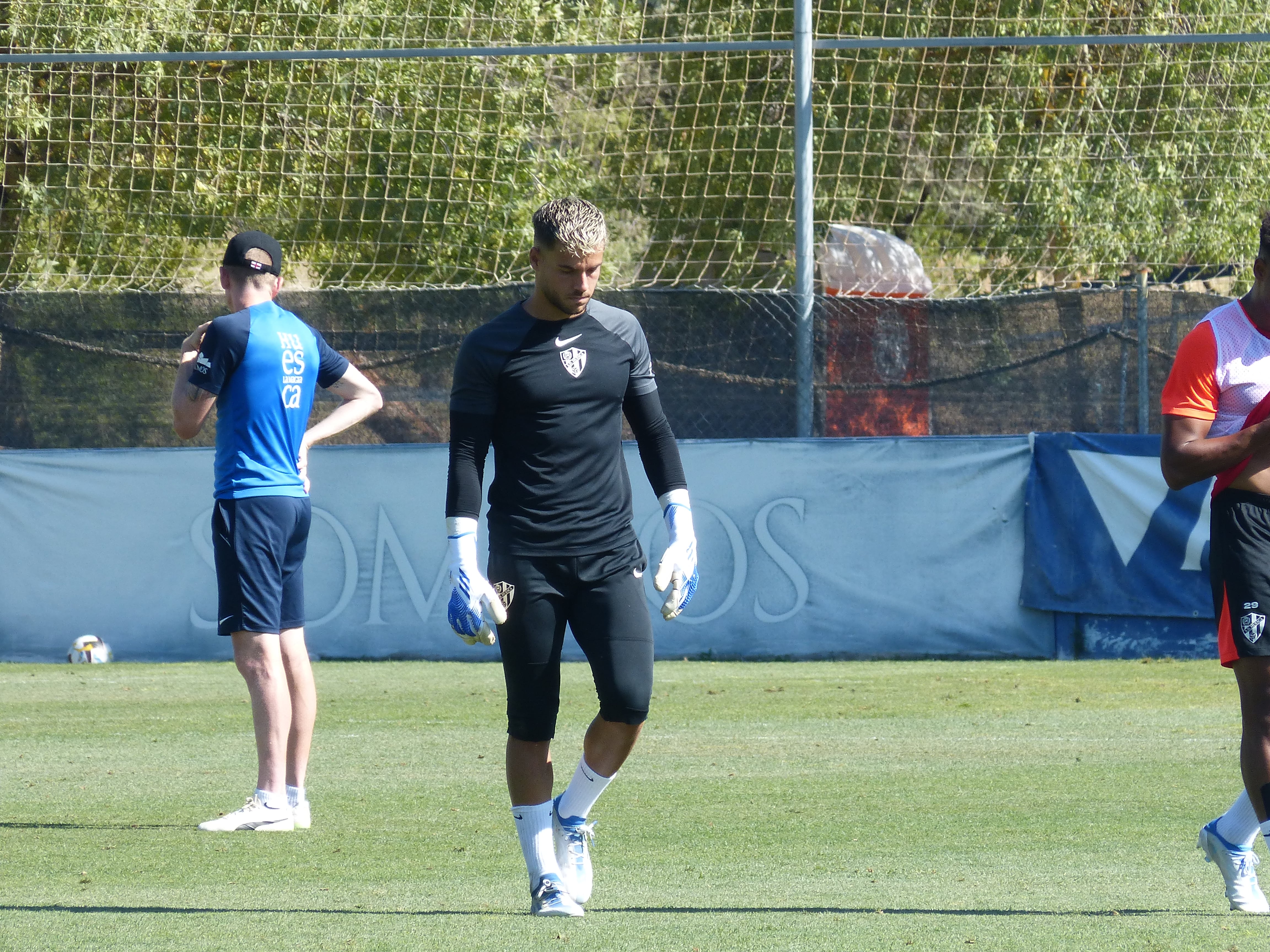 Álvaro Fernández deja la SD Huesca y firma por el Espanyol.