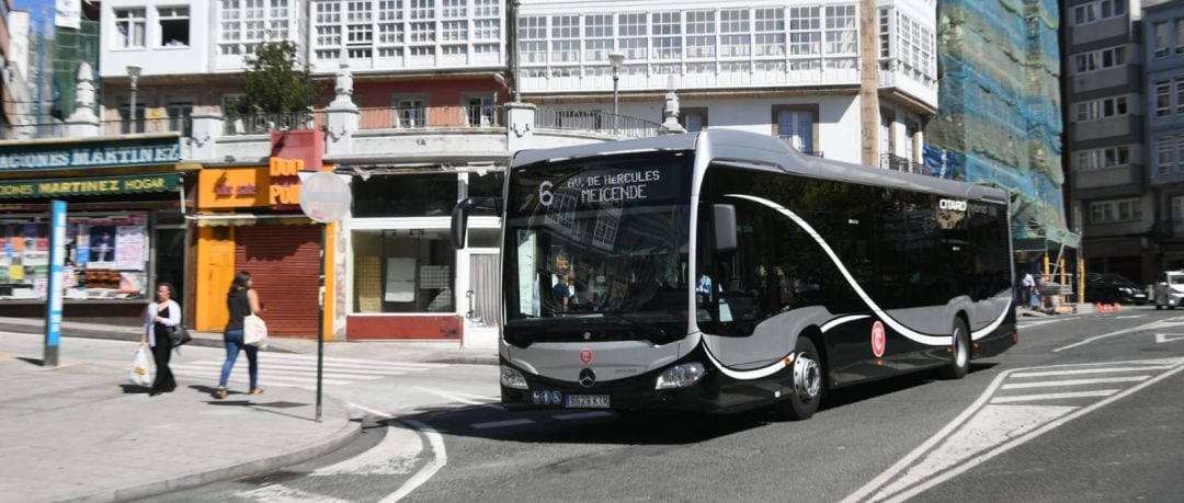 Nuevo autobus híbrido en A Coruña