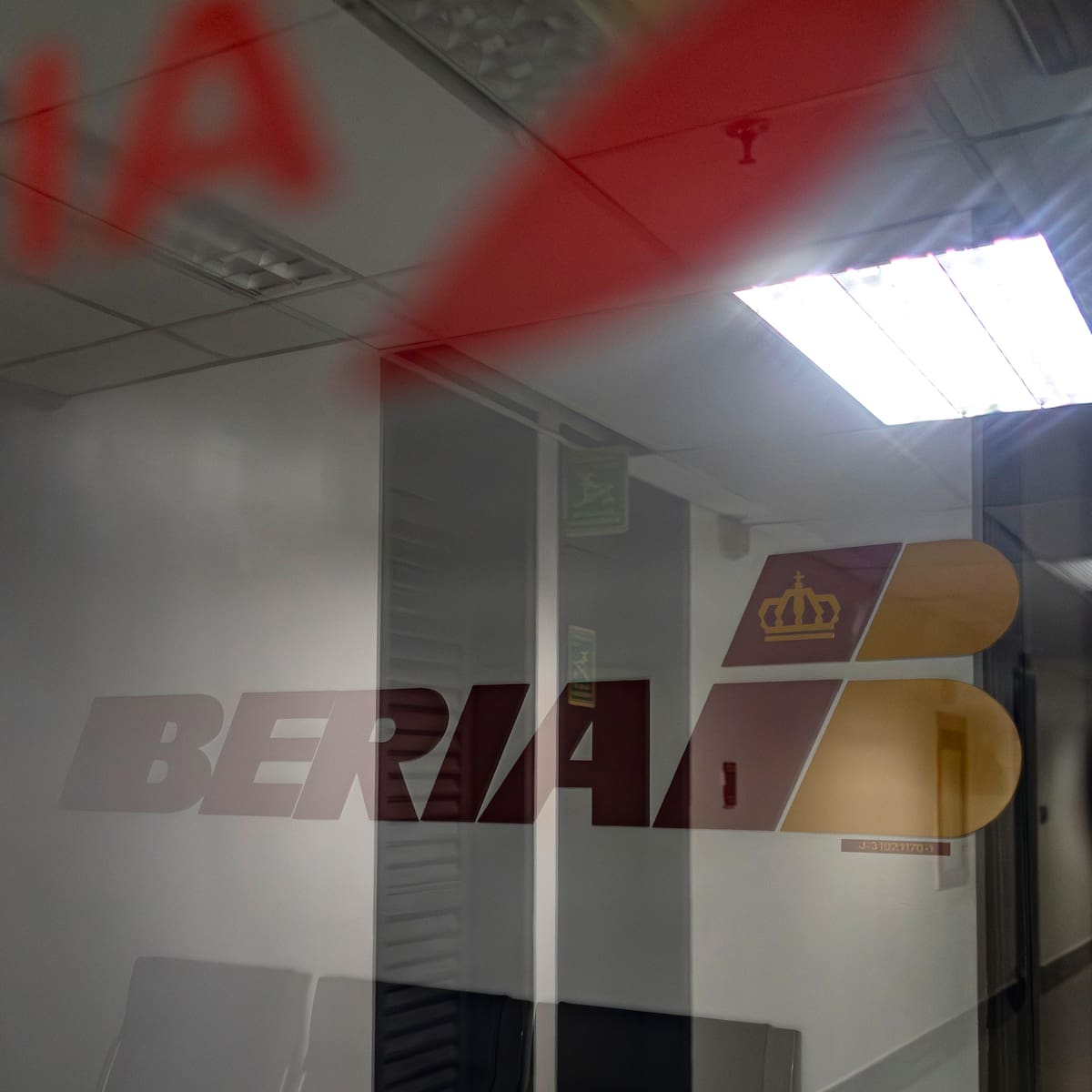 Iberia amplía sus asientos en vuelos a Málaga y fija un precio máximo de 99 euros