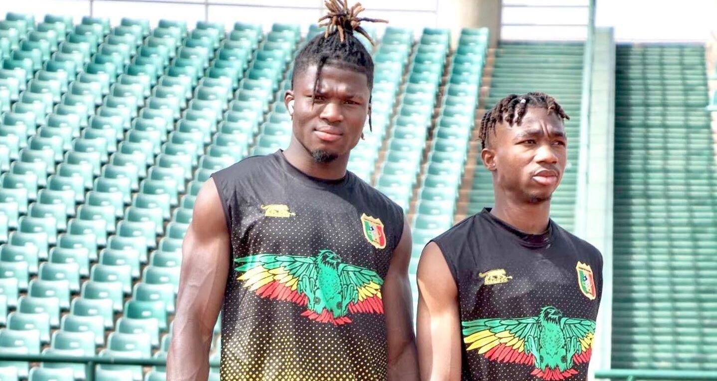 El Bilal Touré y Nene en el entrenamiento del combinado maliense.