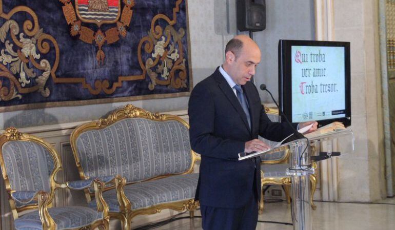 Lectura pública de &quot;Tirant lo blanc&quot; en el Salón Azul del Ayuntamiento