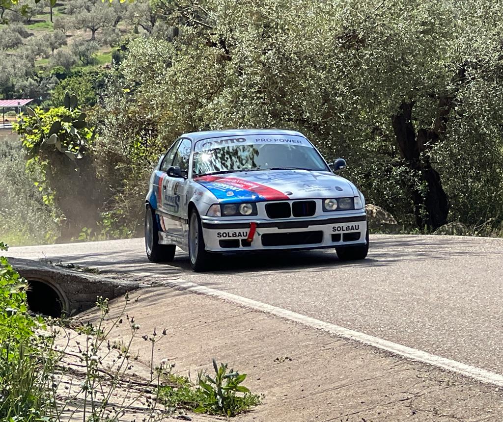 José Antonio González Flores y Juanma Cobos con BMW M3