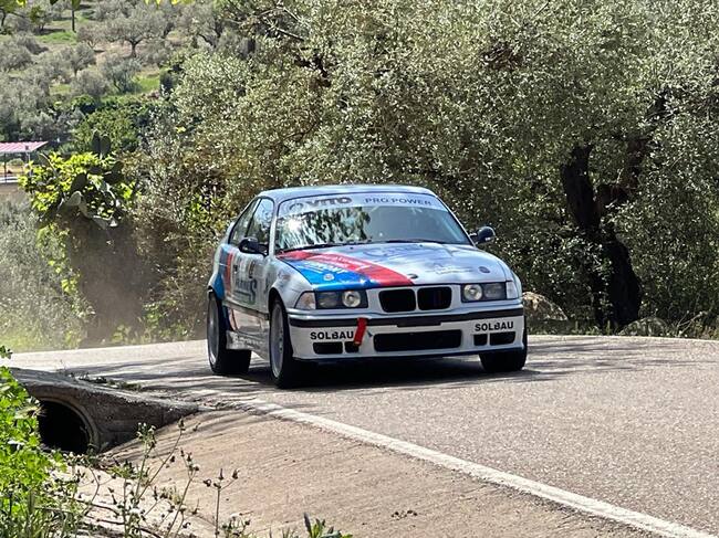 José Antonio González Flores y Juanma Cobos con BMW M3