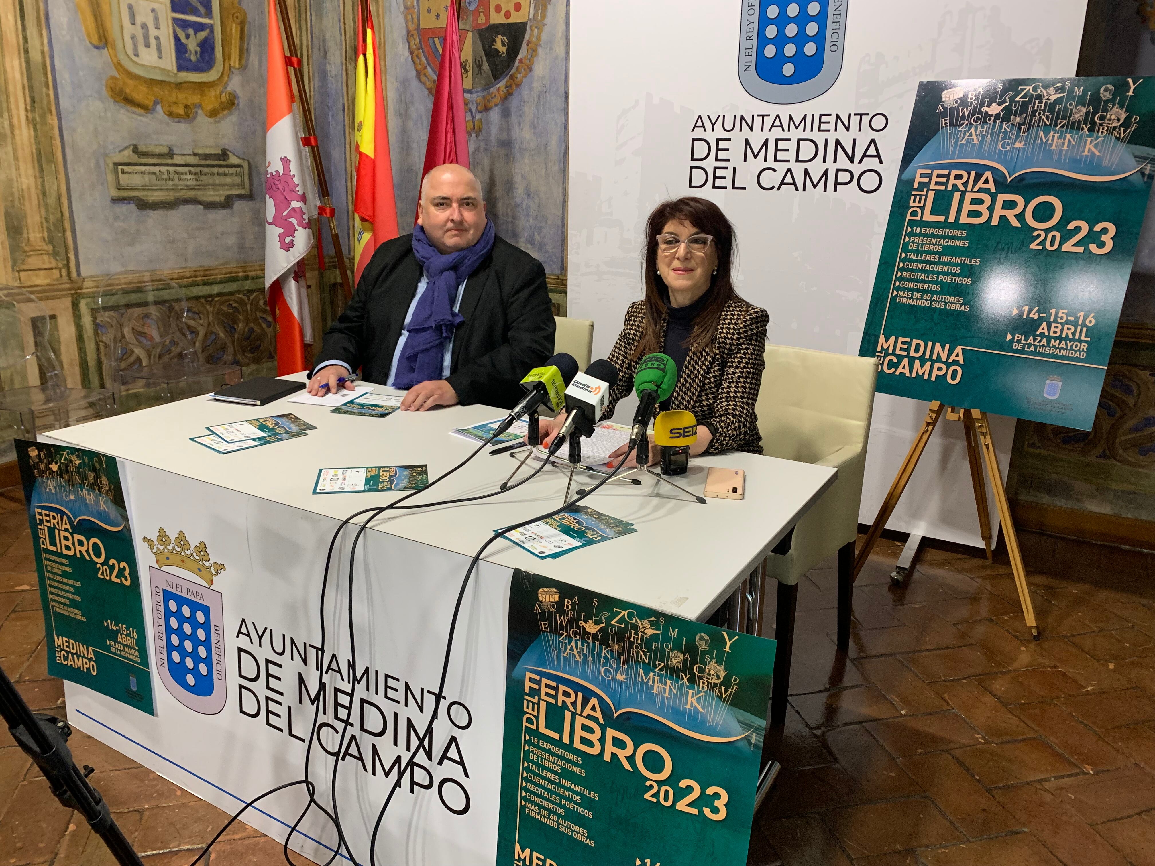 José Ignacio García y Concepción Lucas presentan la Feria del Libro