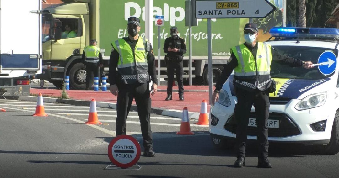 Uno de los controles policiales de este fin de semana. 