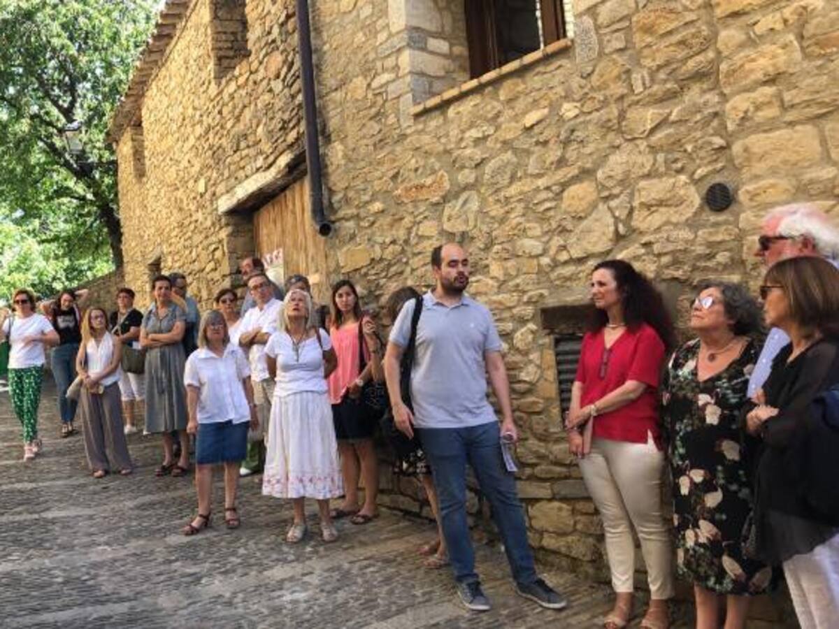 ‘Los tejidos medievales son una de las joyas de la catedral de Roda’