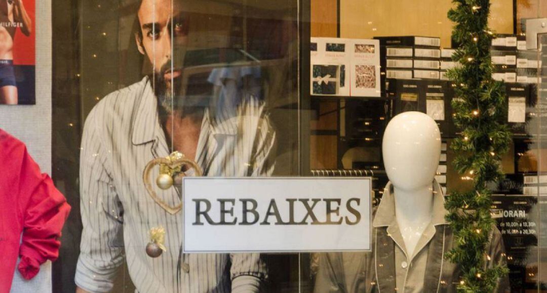 Comencen les rebaixes d'estiu amb l'objectiu de recuperar les vendes