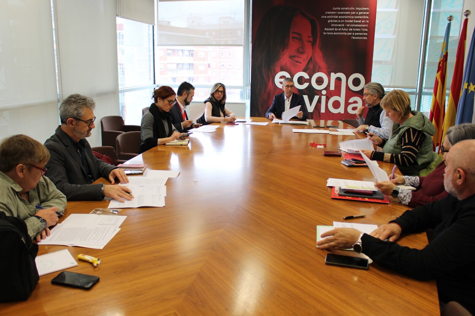 Climent en la reunión con las siete empresas concesionarias en la que les ha informado sobre la decisión de ampliar la duración del actual contrato.