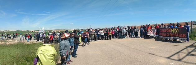 Momento de la Marcha a Villar de Cañas en los terrenos del ATC.