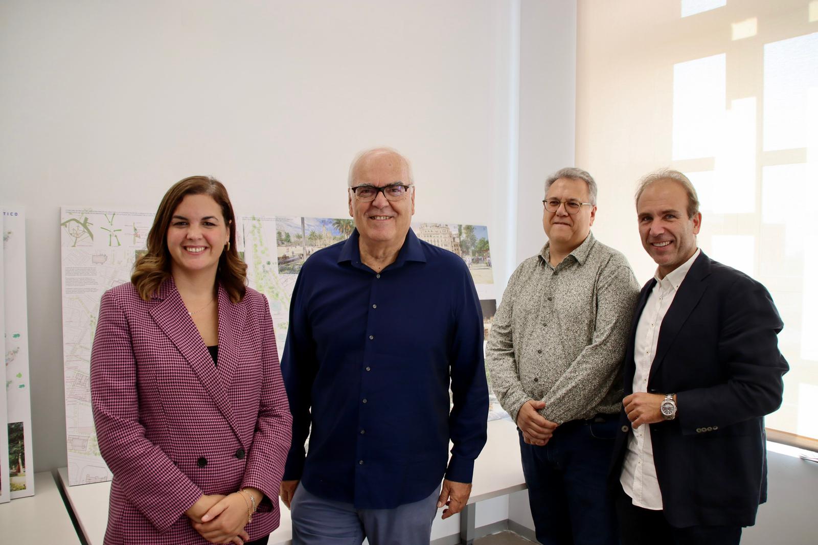 La vicealcaldesa Sandra Gómez y el arquitecto Miguel del Rey y miembros de su equipo