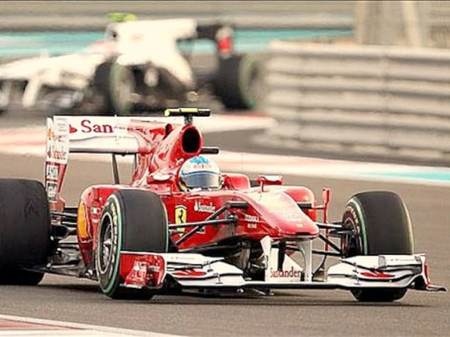 El piloto español de Ferrari, Fernando Alonso, en acción durante el Gran Premio de Abu Dabi de Fórmula Uno
