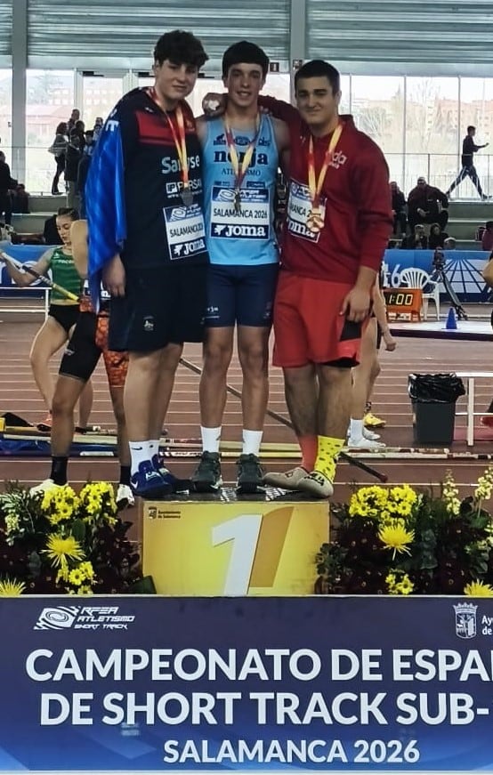 El atleta del Trops-Cueva de Nerja Pedro Muñoz, campeón de España sub 16 en la prueba de lanzamiento de peso