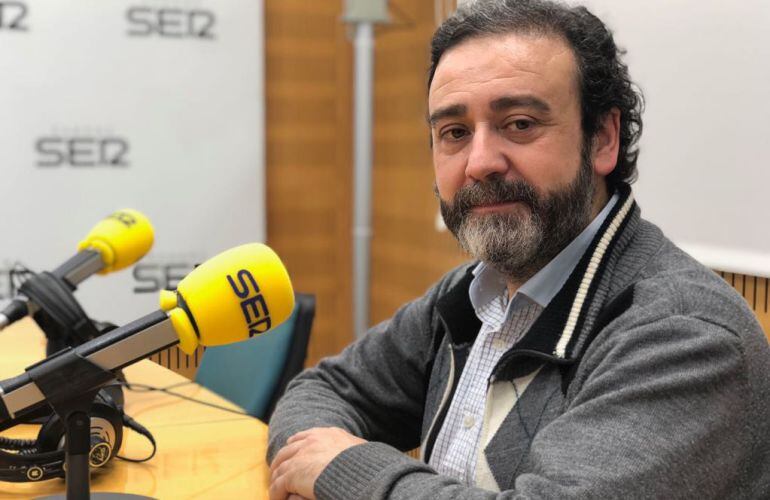 Ramón Estellés, el secretario general de JCF, ha pasado por los estudios de Radio Valencia Cadena SER