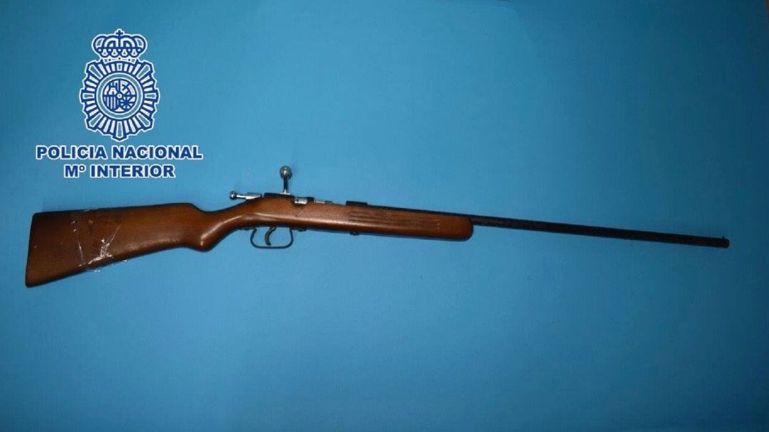 Una escopeta interceptada por la Policía Nacional
