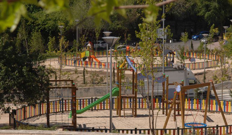 C&#039;s apuesta por los parques infantiles accesibles para niños y niñas con necesidades especiales