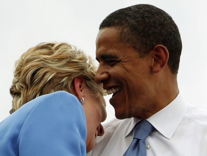 Clinton y Obama en su primer mitin conjunto en la localidad de Unity