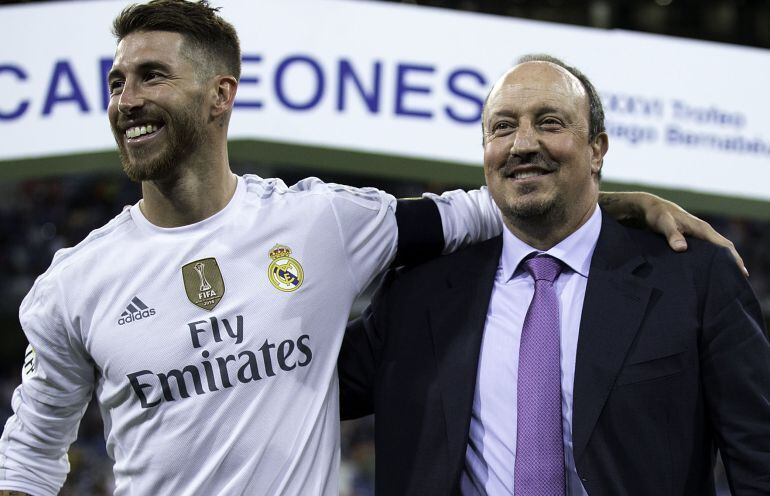 Ramos, junto a Benítez tras la disputa del Trofeo Santiago Bernabéu