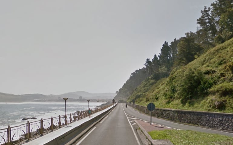 Vista de un tramo de la n-634 entre Zarautz y Getaria.