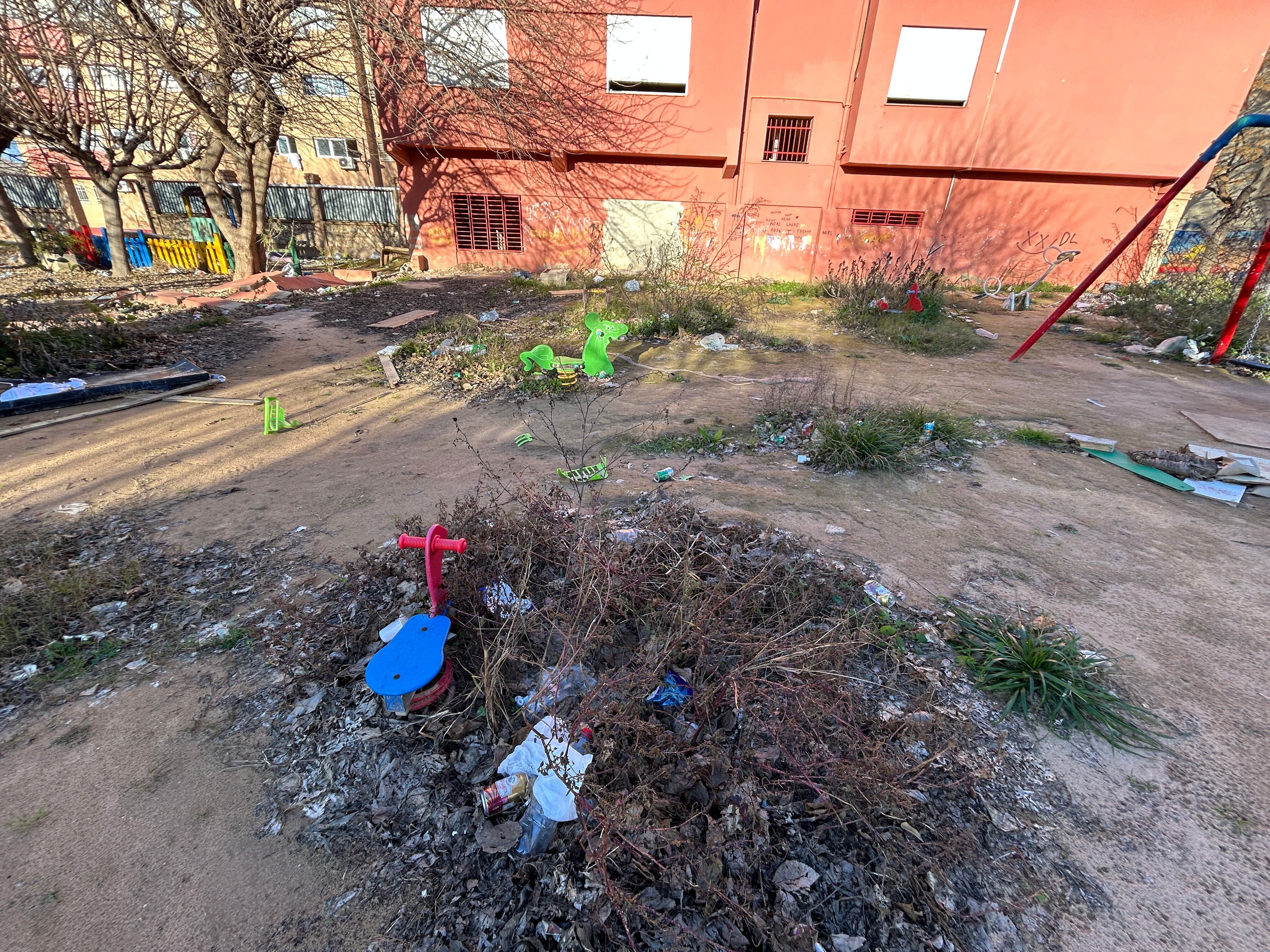 Situación del barrio del Raval de Algemesí 15 meses después de la DANA.