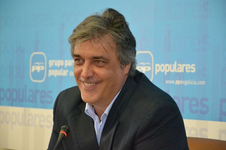 Pedro Puy en rueda de prensa en el Parlamento