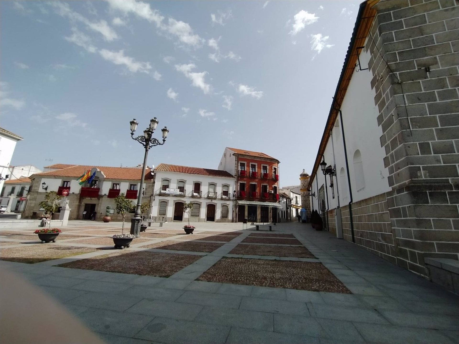 30/06/2021 Plaza de España de Villanueva de Córdoba, con el Ayuntamiento al fondo.
POLITICA ANDALUCÍA ESPAÑA EUROPA CÓRDOBA
