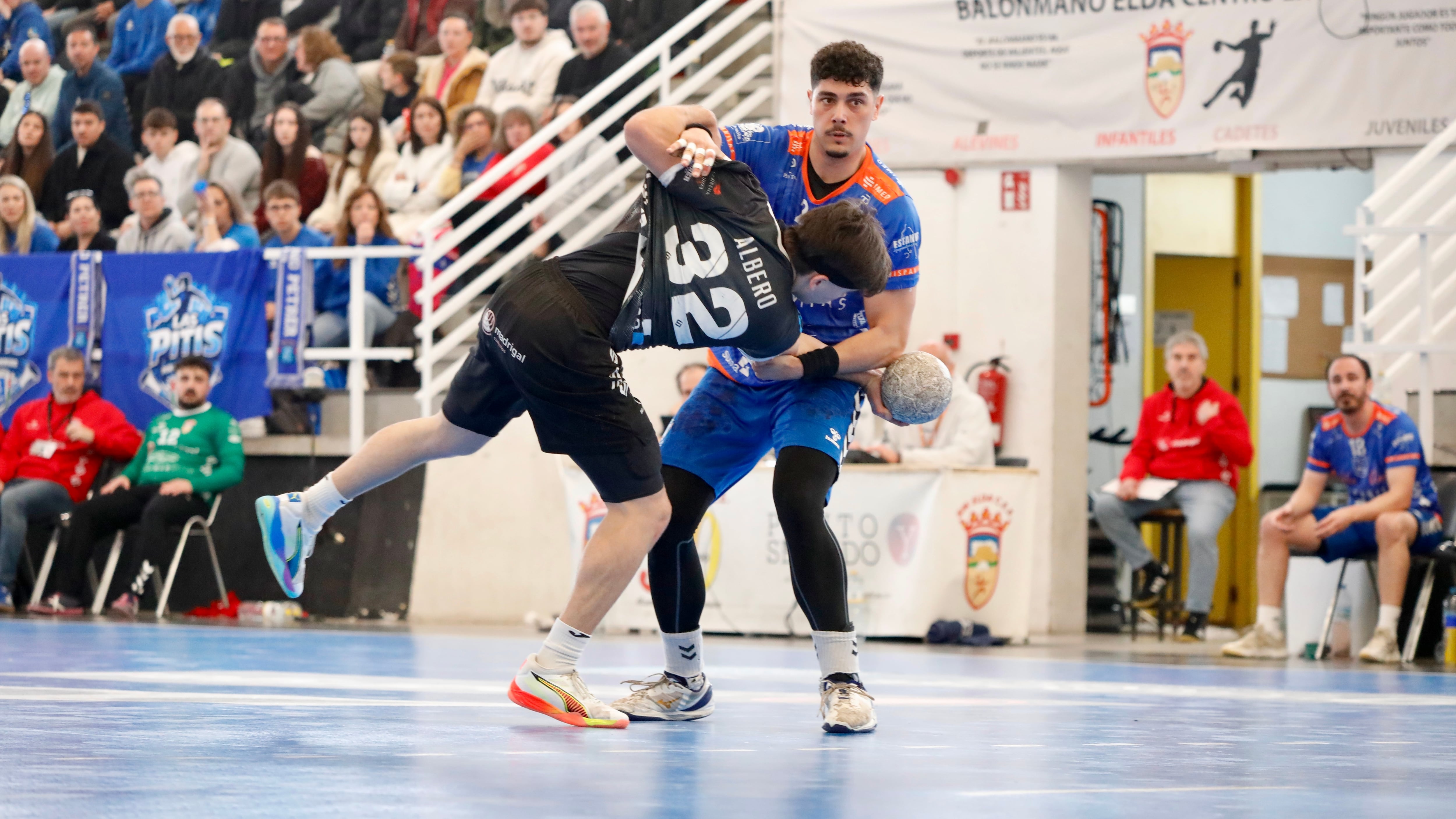 Partido competido y gran ambiente en las gradas