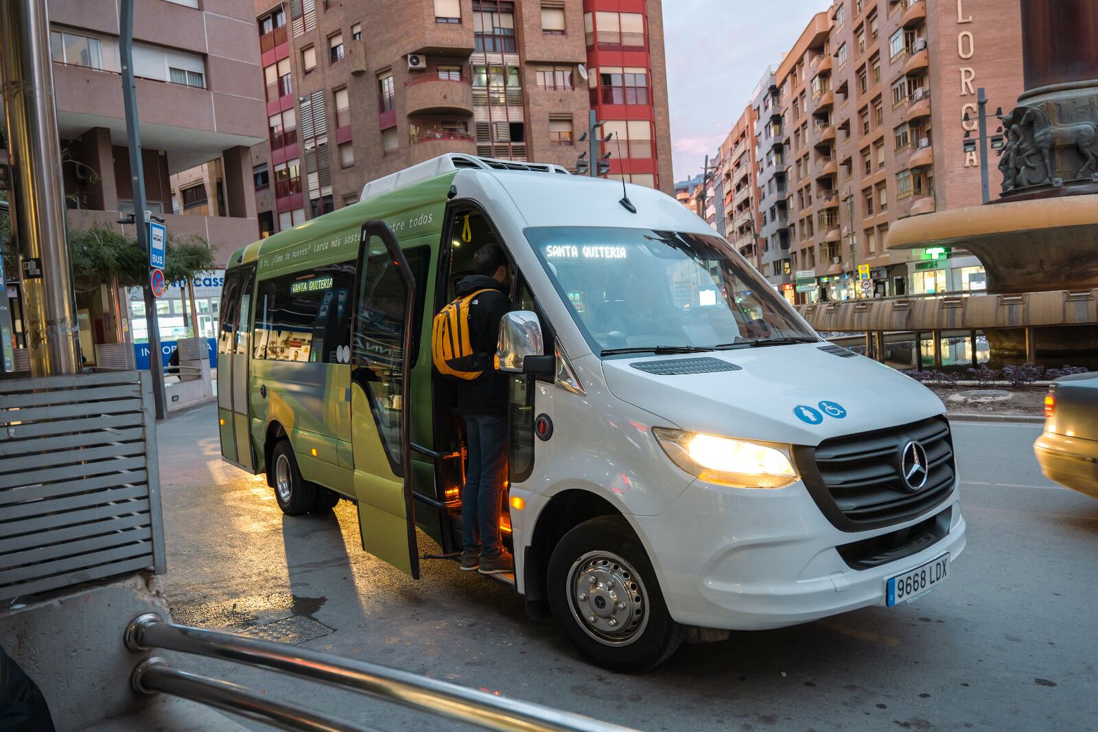 Nueva línea de autobús para conectar el centro urbano de Lorca con las pedanías del norte.