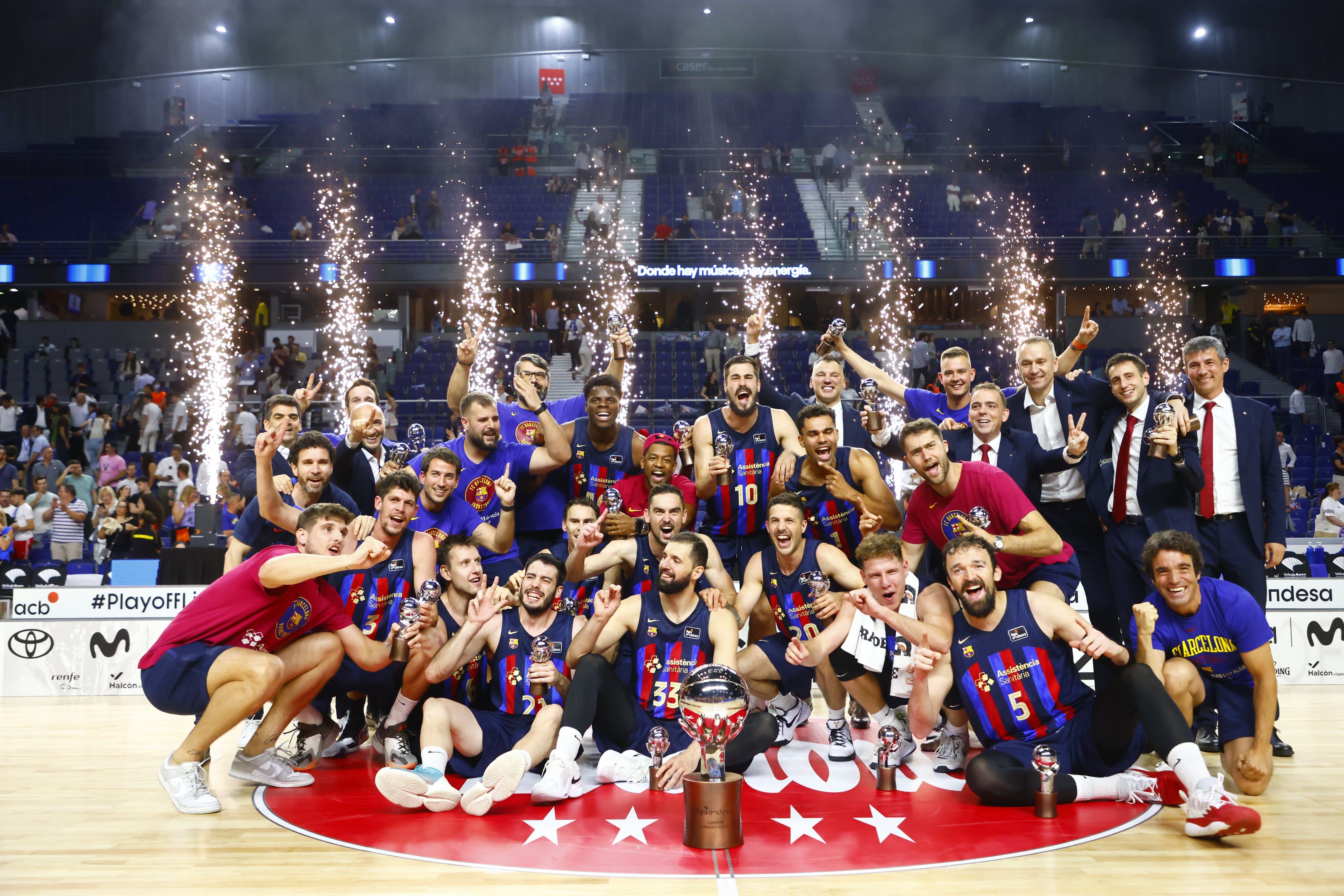 El FC Barcelona celebra su vigésima Liga ACB.