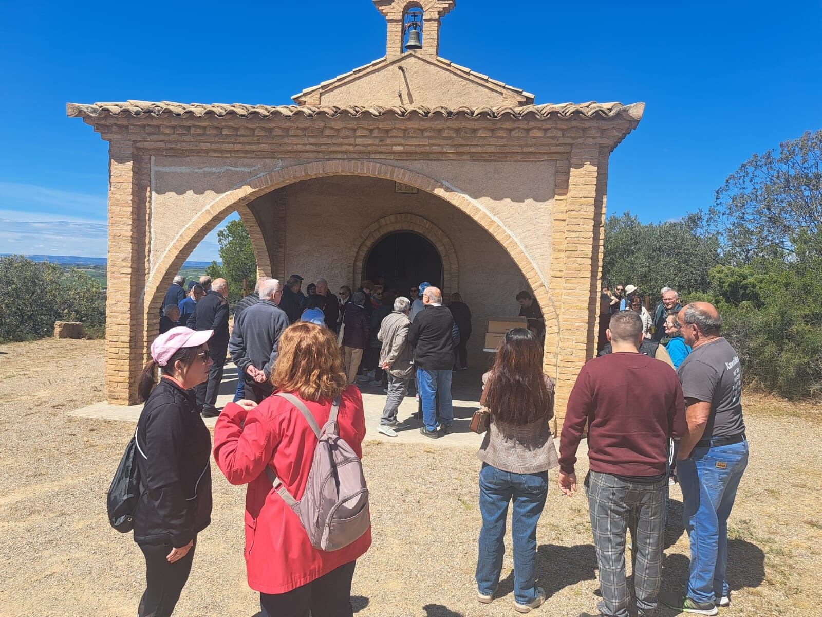 Celebración del Lunes de Pascua en San Esteban de Litera