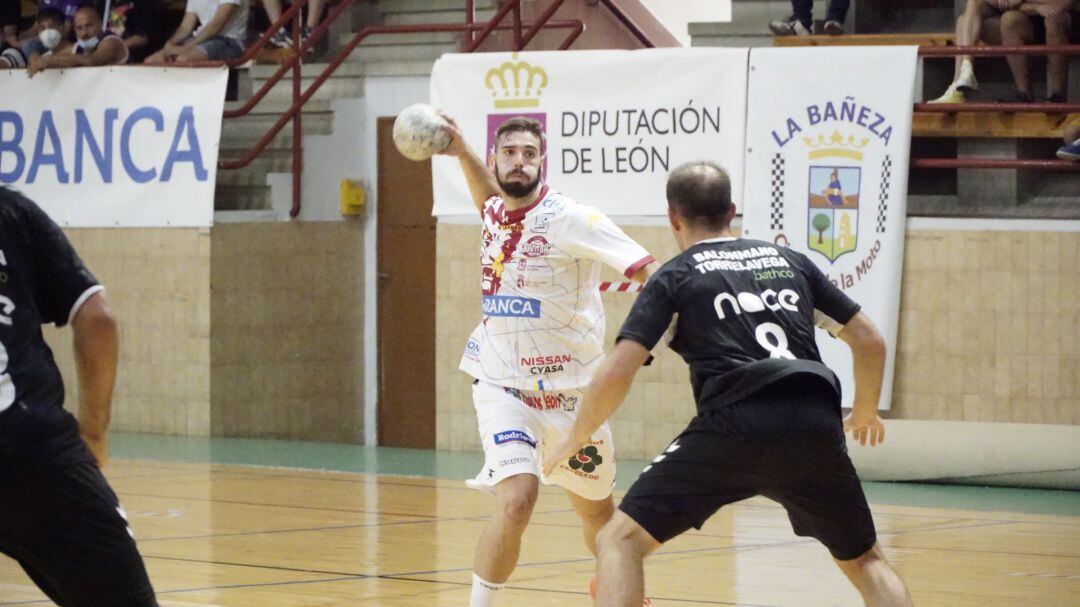 El griego Boskos debutó con el Ademar