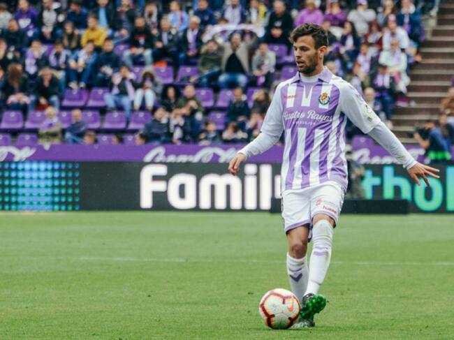 El jugador tras desvincularse del Fuenlabrada llega a la Ponferradina hasta final de la presente temporada cedido por el Real Valladolid